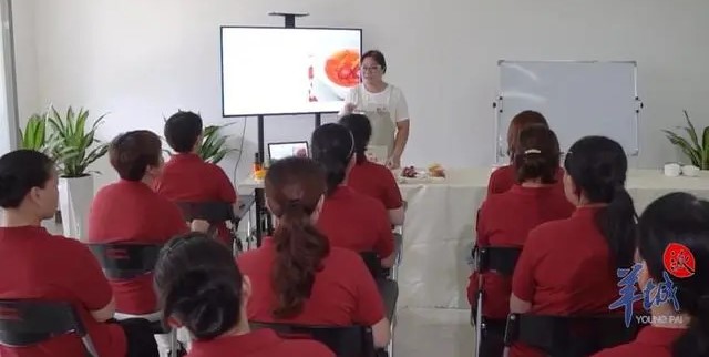 1701420971635145.jpg 02.jpg